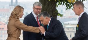 Česko vstoupilo do Orbánovy předvolební kampaně. Už zase, ale možná naposledy