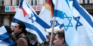 Izrael má vyslance pro křesťanský svět. Má řešit antisemitismus i útoky na křesťany