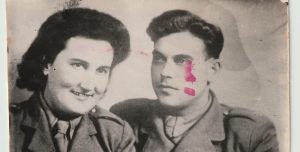 Gulag byl doma tabu. Vnuk o životě prarodičů, kteří se seznámili při bitvě na Dukle