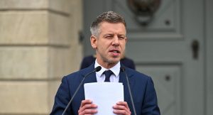 Eurofondy místo orbánfondů. Magyar ruší státem živené nadace, vazby měly i v Česku